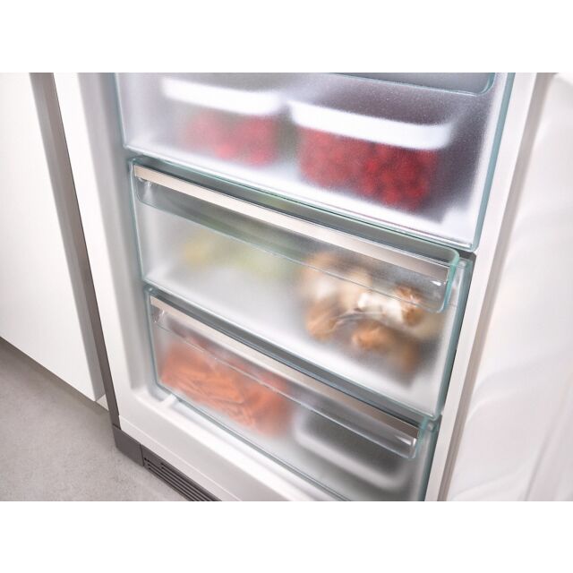 Miele KFN29162D CLST Fridge Freezer 201Cm S/Steel